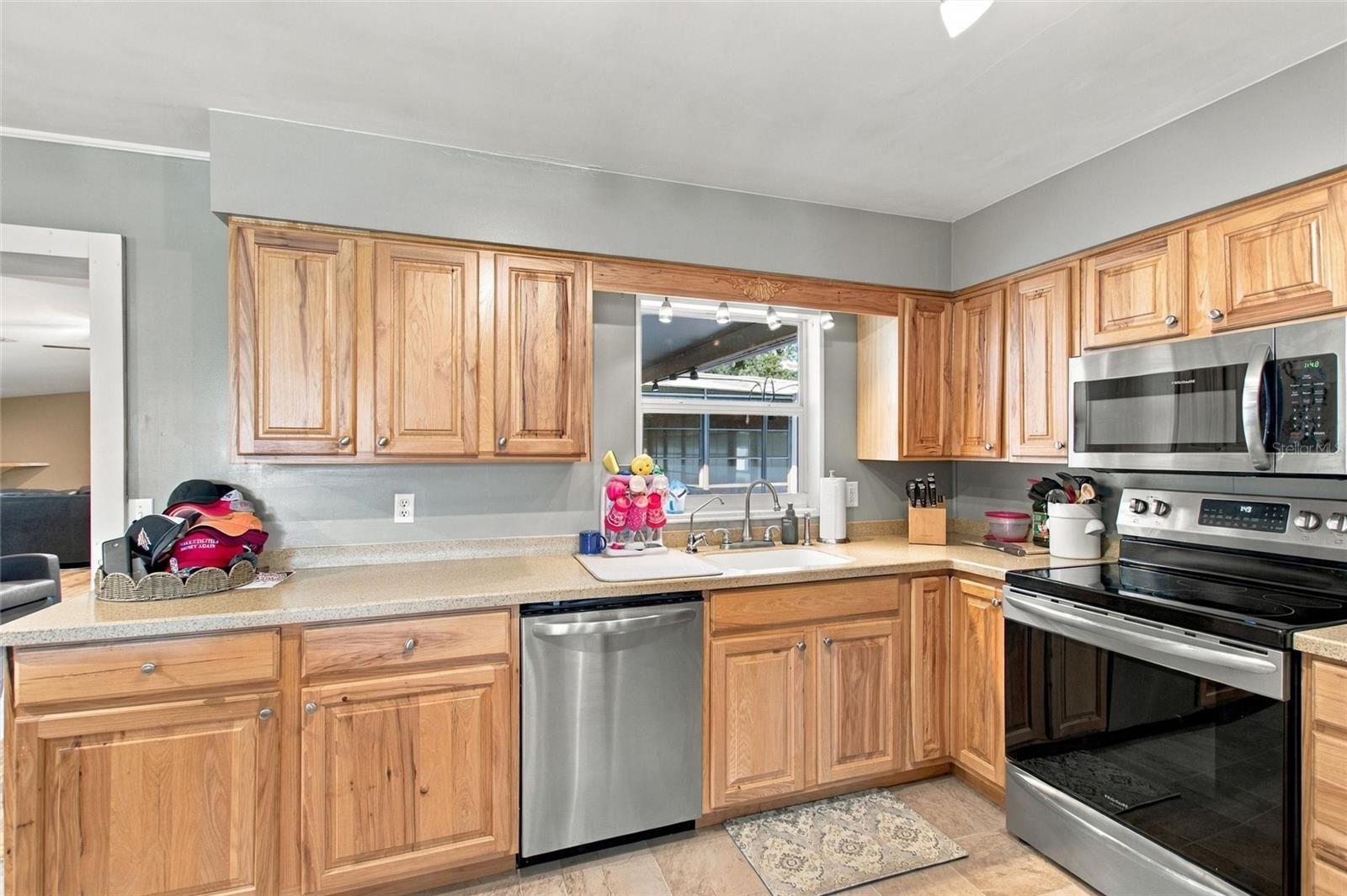 645 Avenue M Se Property Photo 14