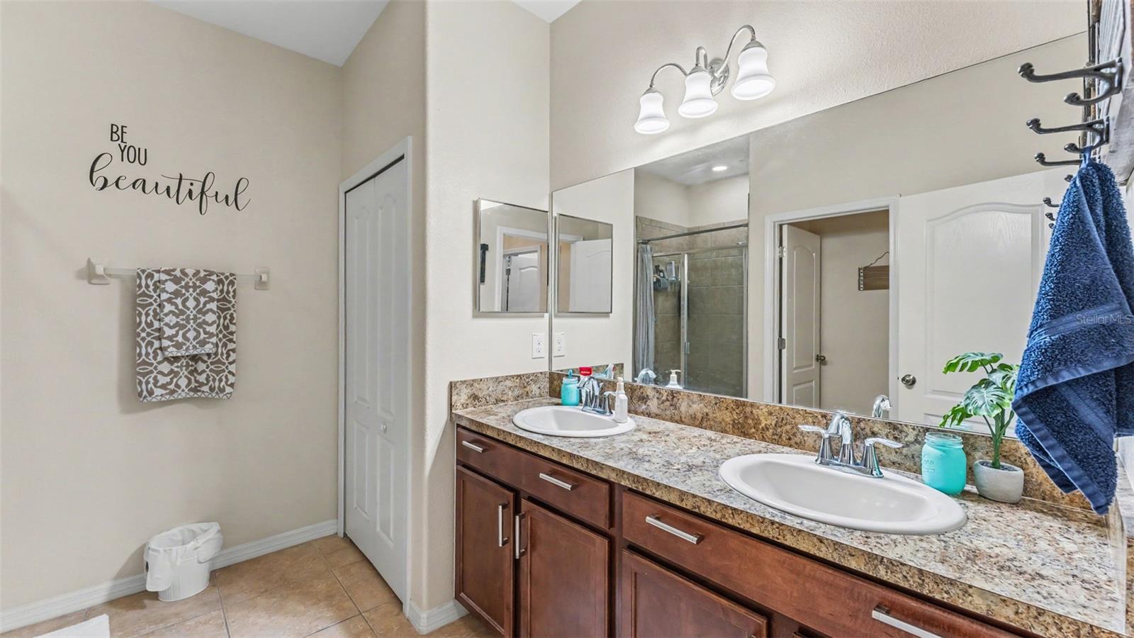 L4965479 Property Photo 18