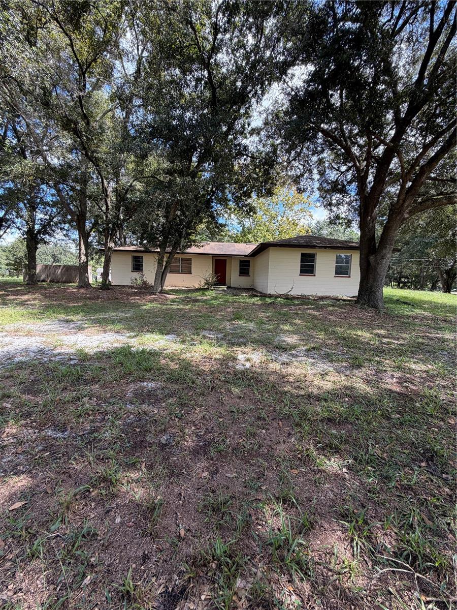 2315 Woods Trl Property Photo 2