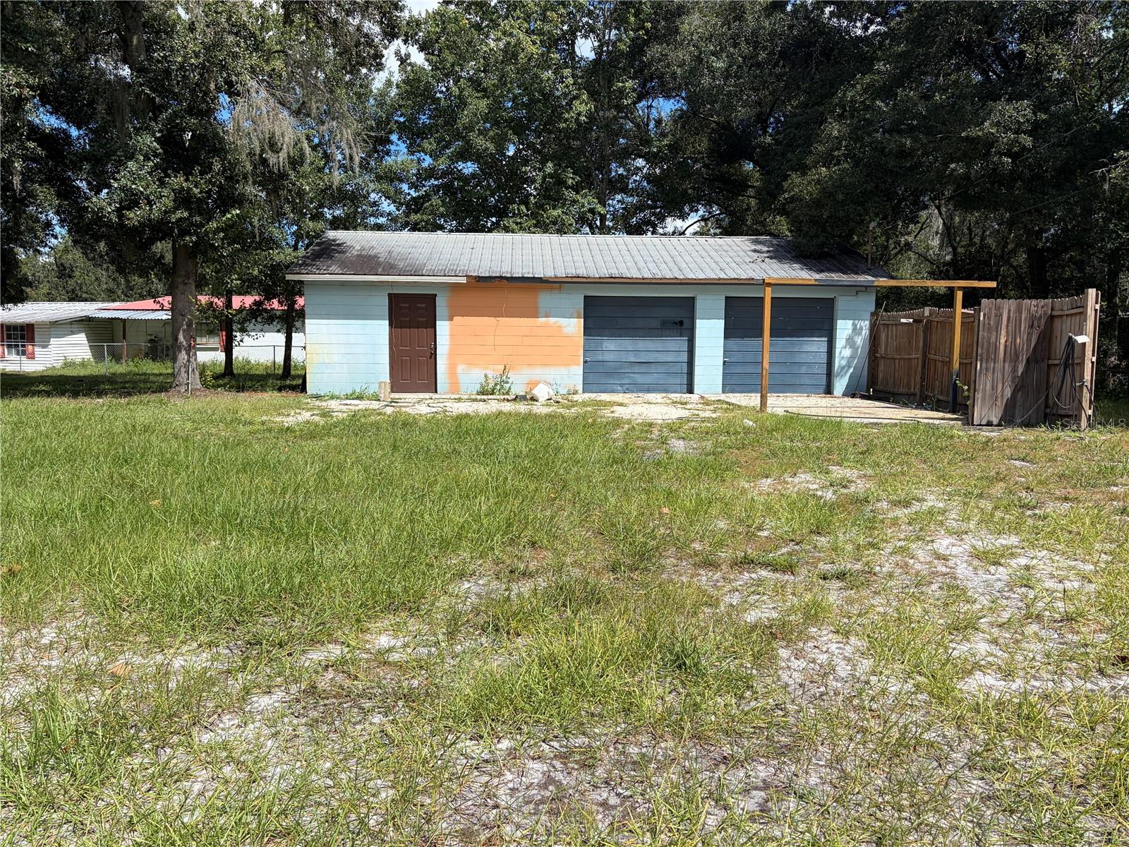2315 Woods Trl Property Photo 5
