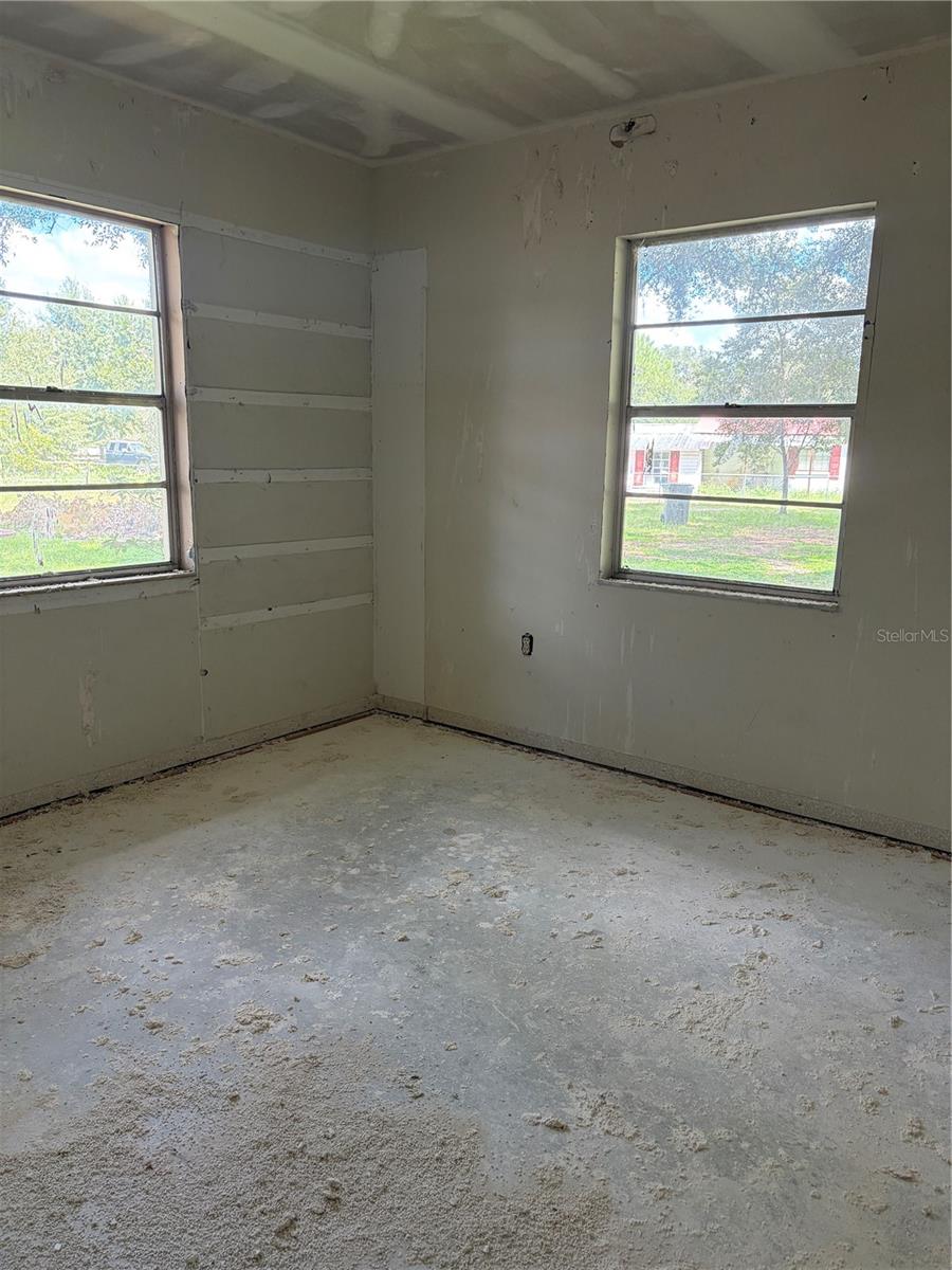 2315 Woods Trl Property Photo 10