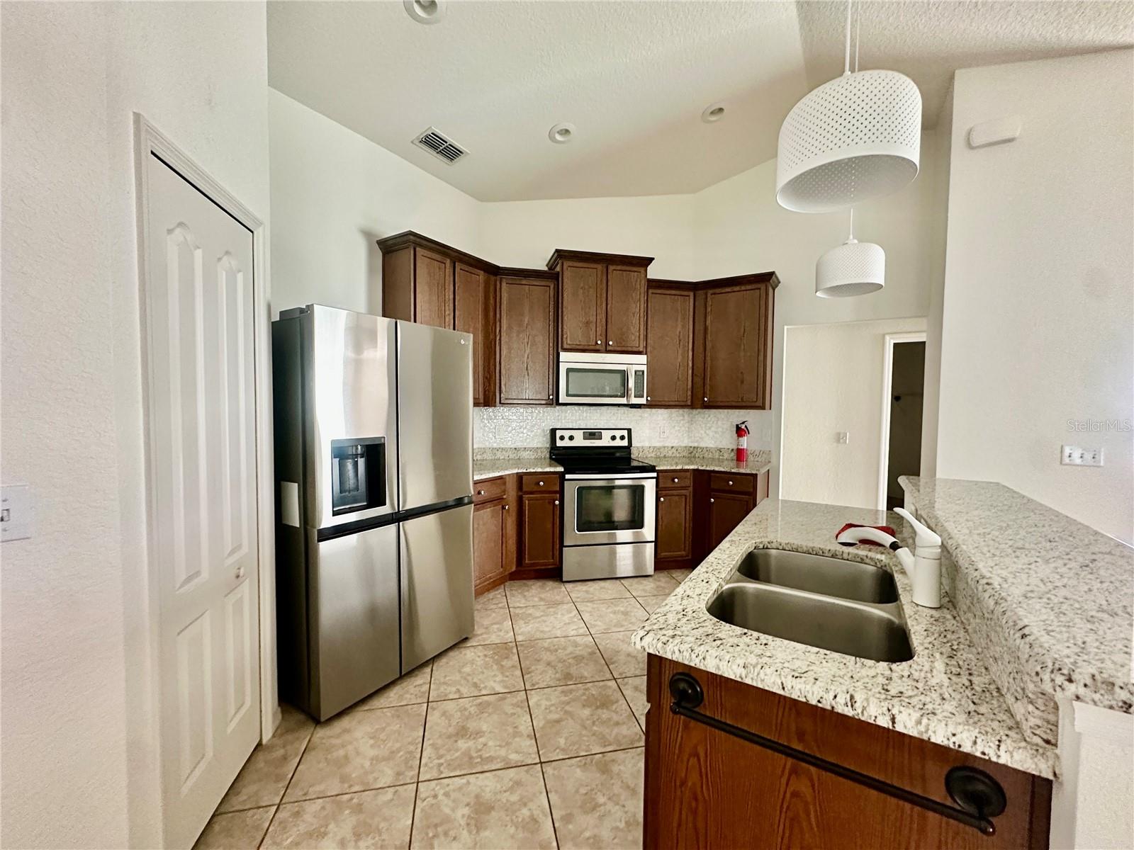 1144 High Seas St Property Photo 10