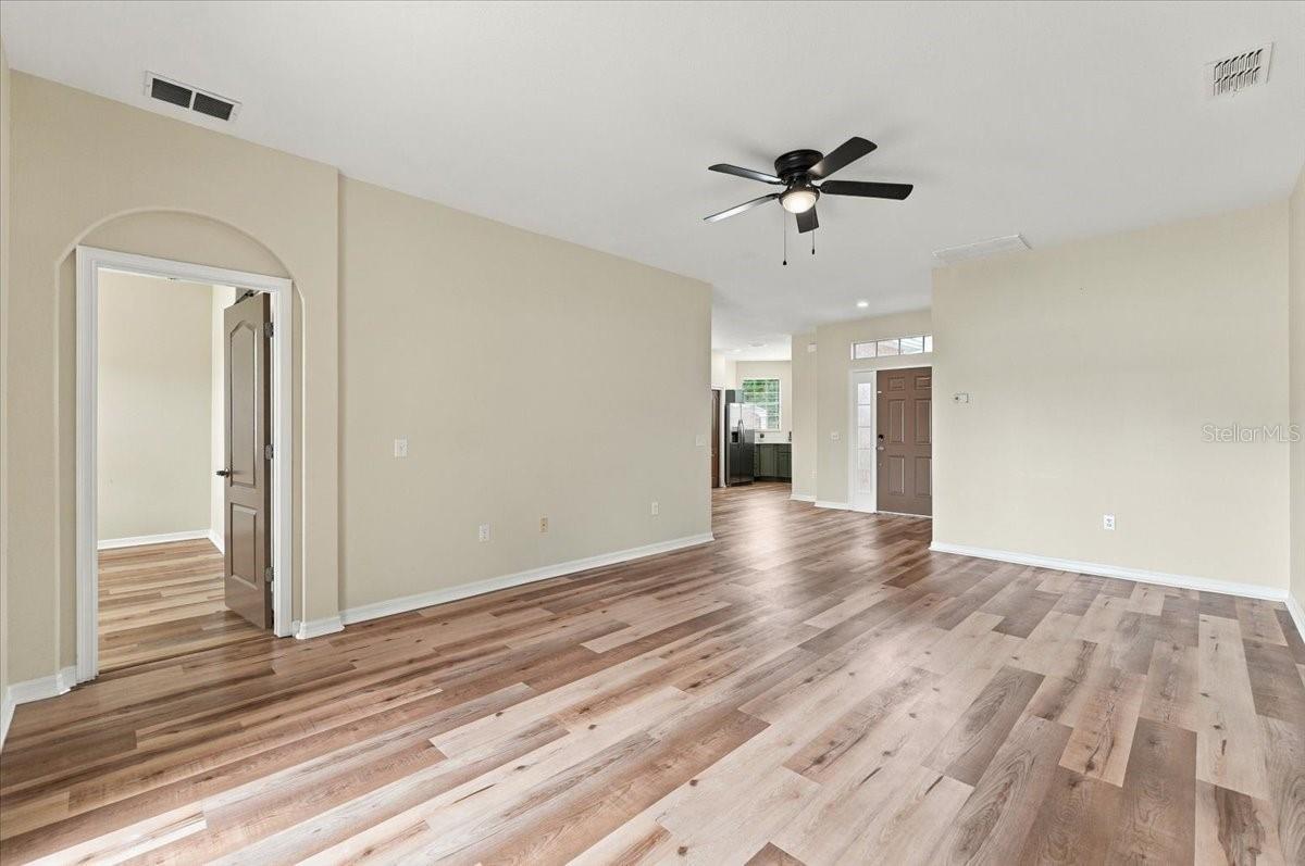 5014 Yellowtop Loop Property Photo 10