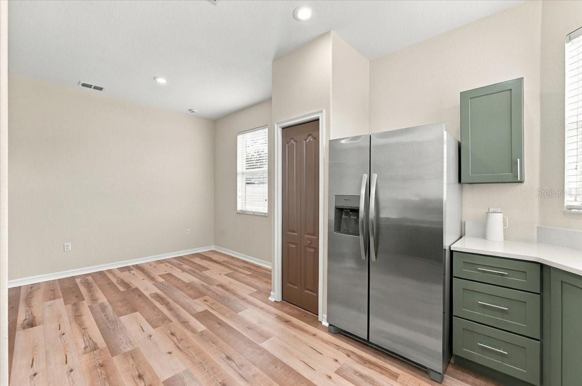 5014 Yellowtop Loop Property Photo 16