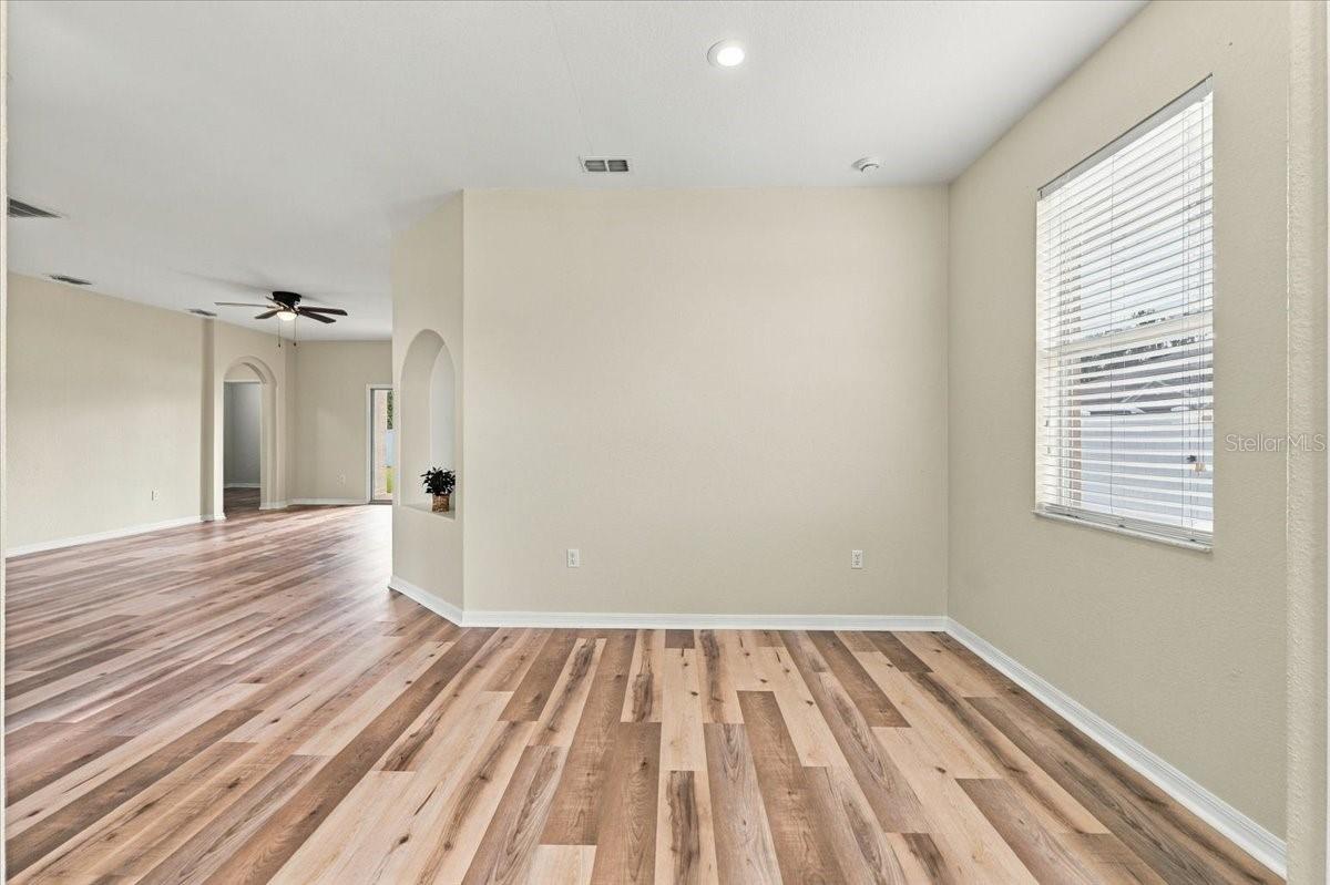 5014 Yellowtop Loop Property Photo 17