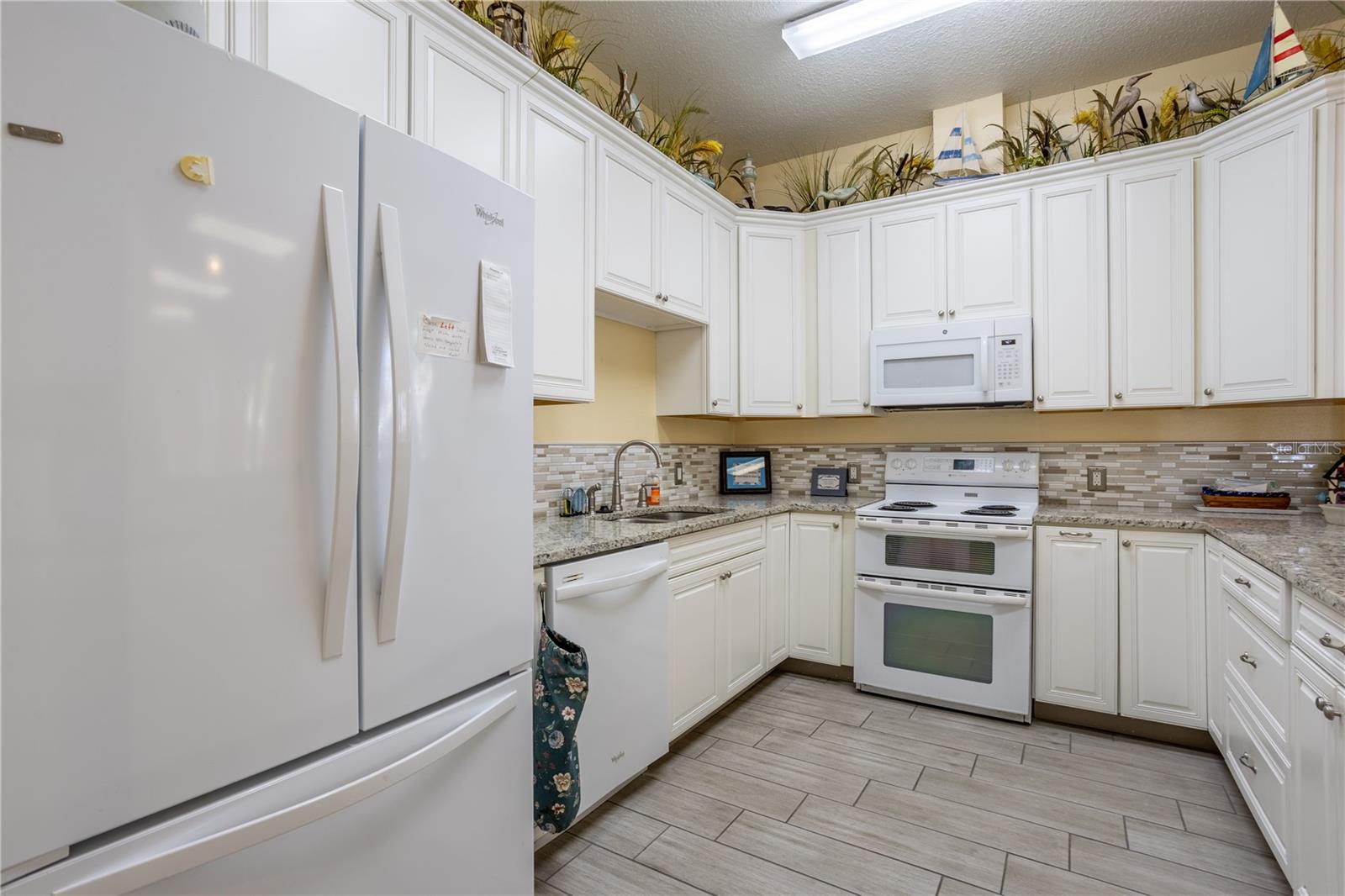 676 Meandering Way Property Photo 28