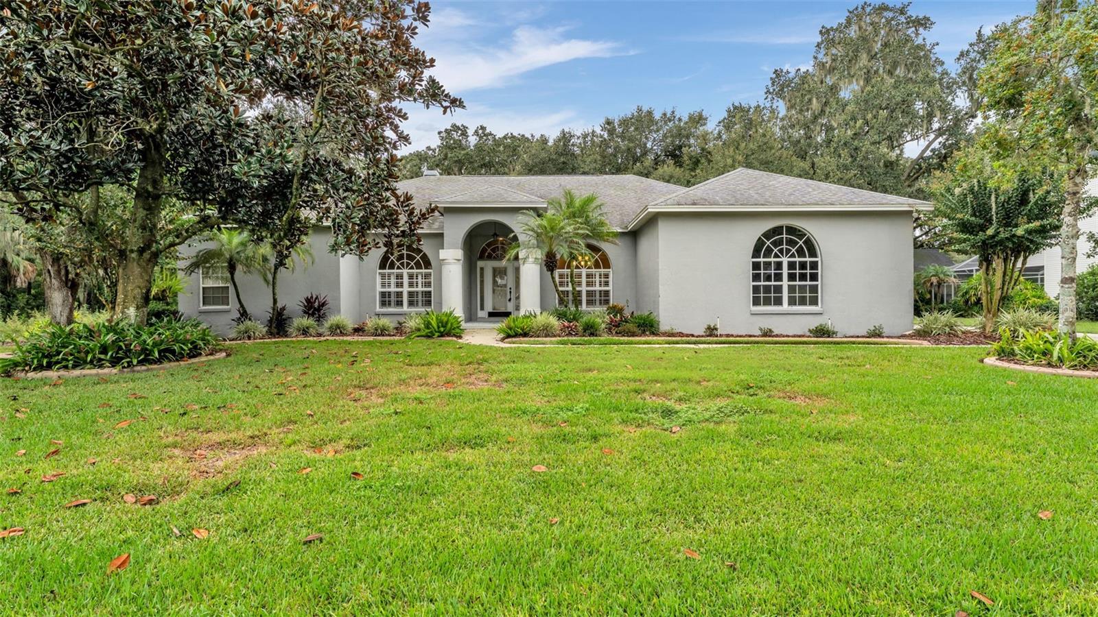 7265 Millbrook Oaks Dr Property Photo 1