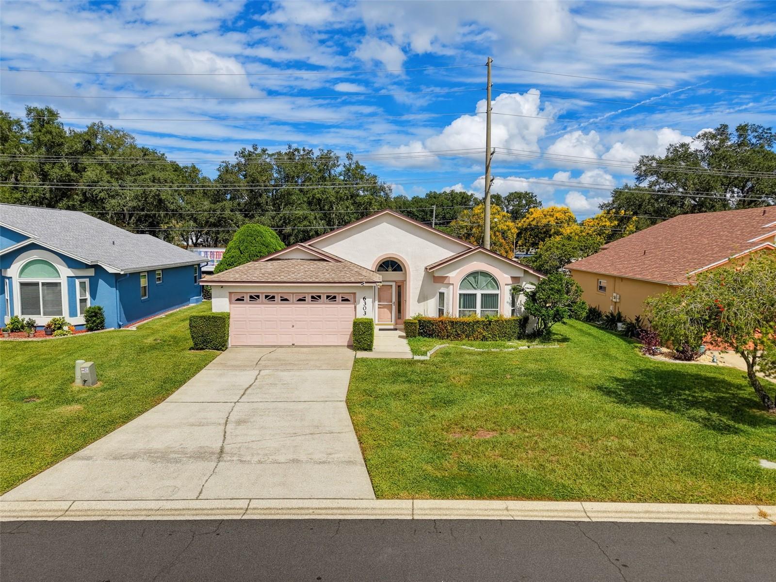 6303 EGRET DR Property Photo 1