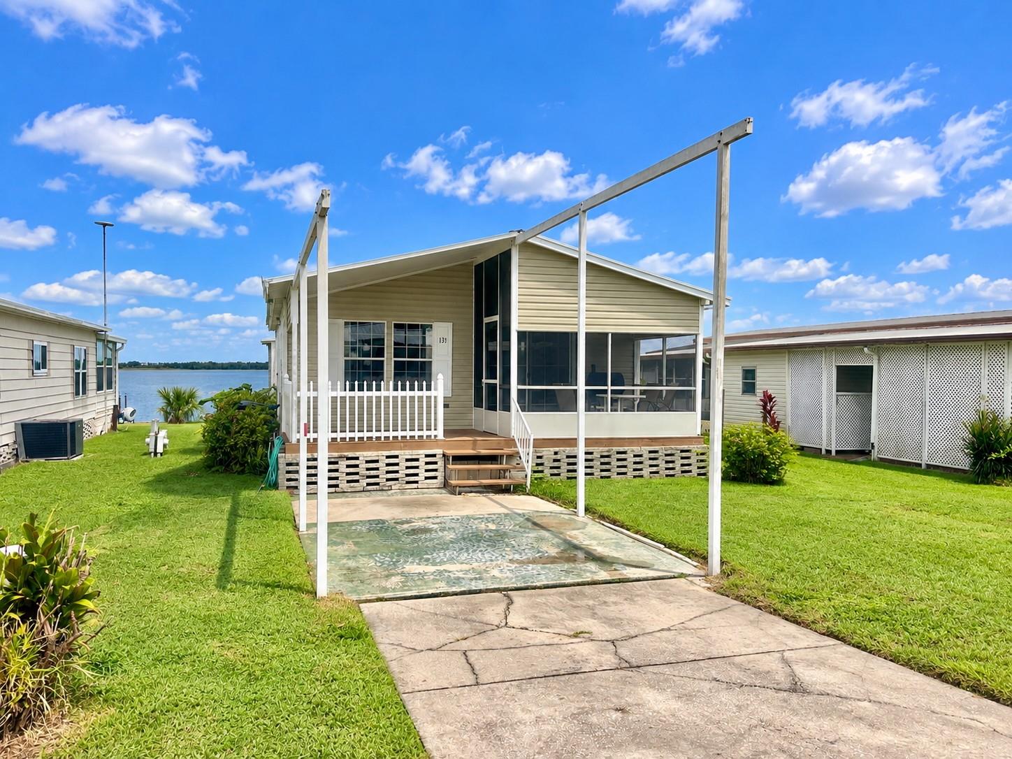131 BONNIE DR Property Photo 1