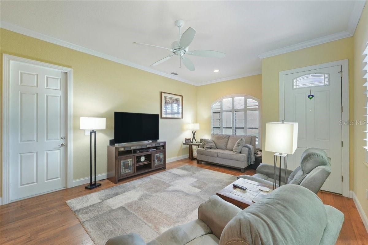 733 Meandering Way Property Photo 16