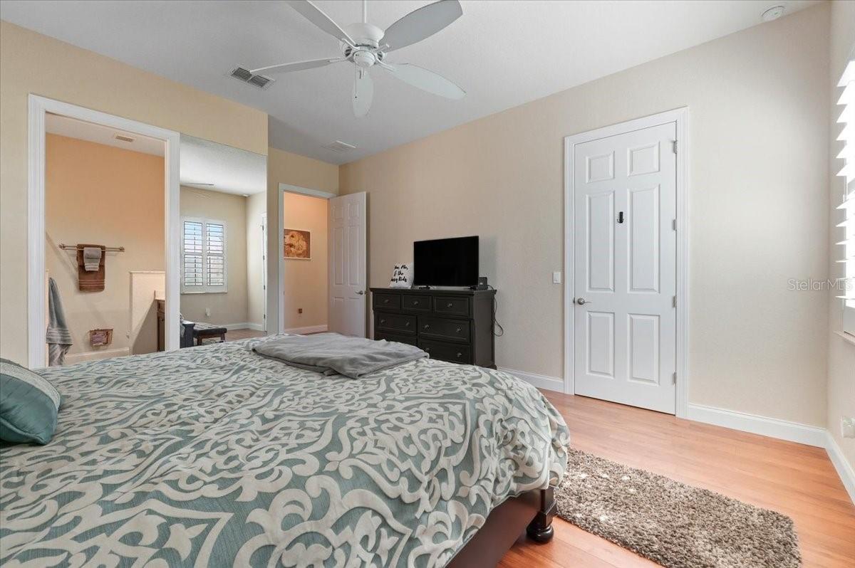 733 Meandering Way Property Photo 25