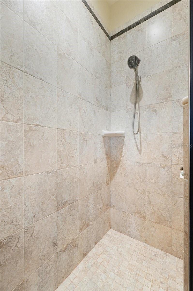 733 Meandering Way Property Photo 27