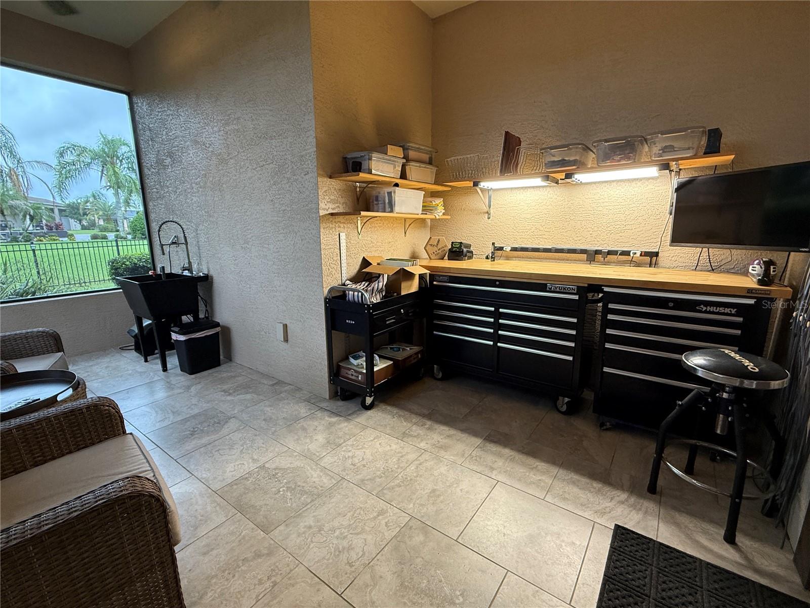 733 Meandering Way Property Photo 34