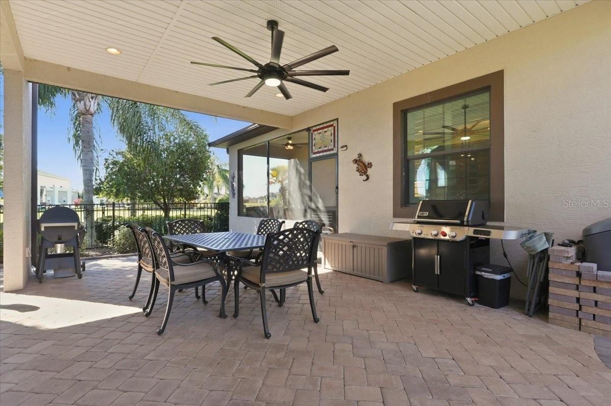 733 Meandering Way Property Photo 36