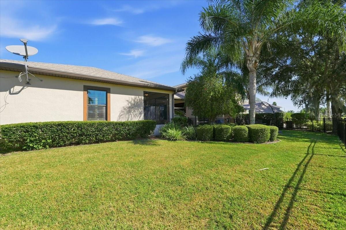 733 Meandering Way Property Photo 38