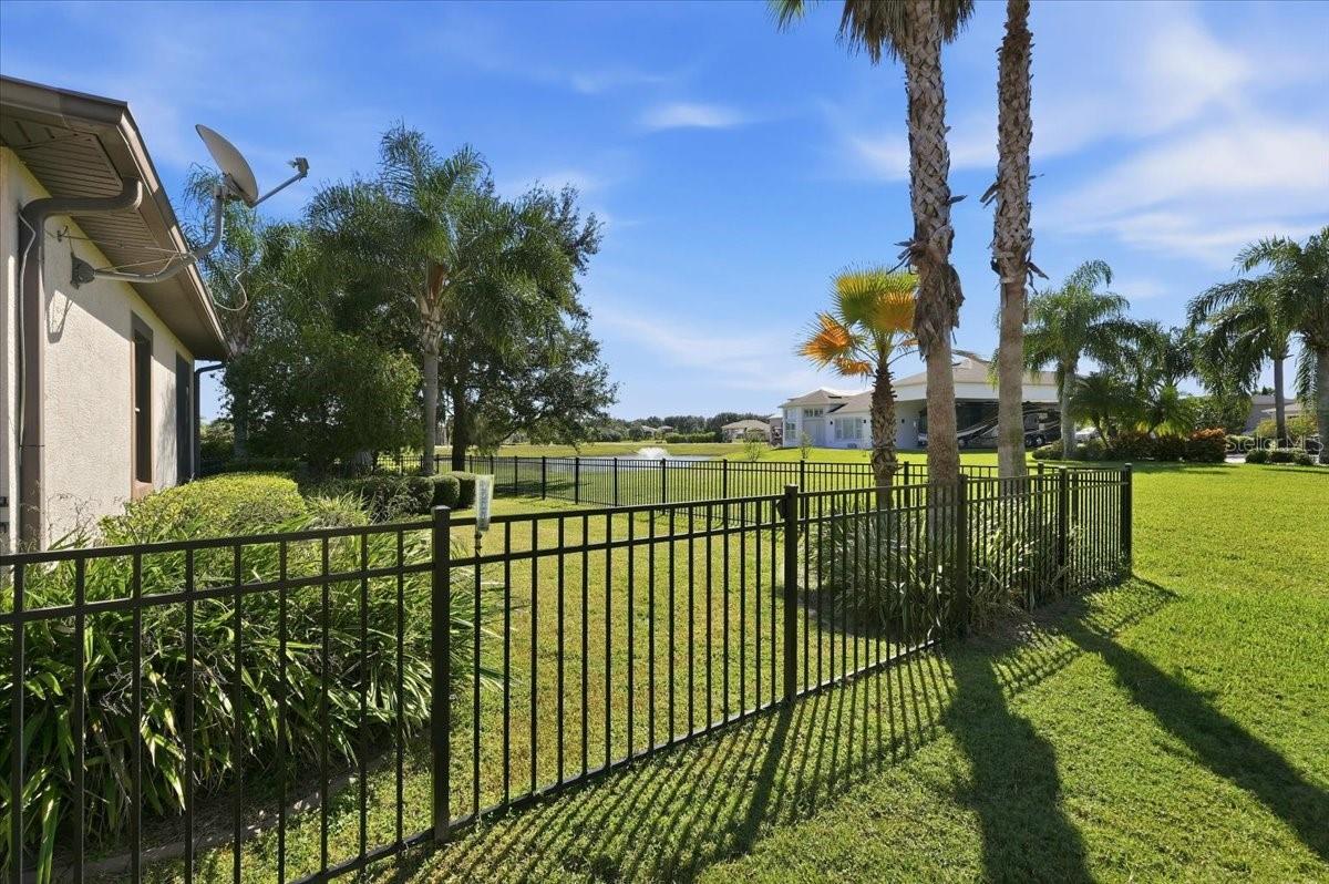 733 Meandering Way Property Photo 39