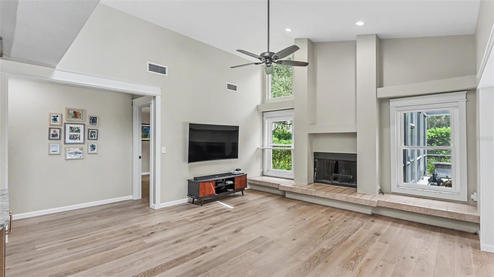2712 Laurel Oak Dr Property Photo 10