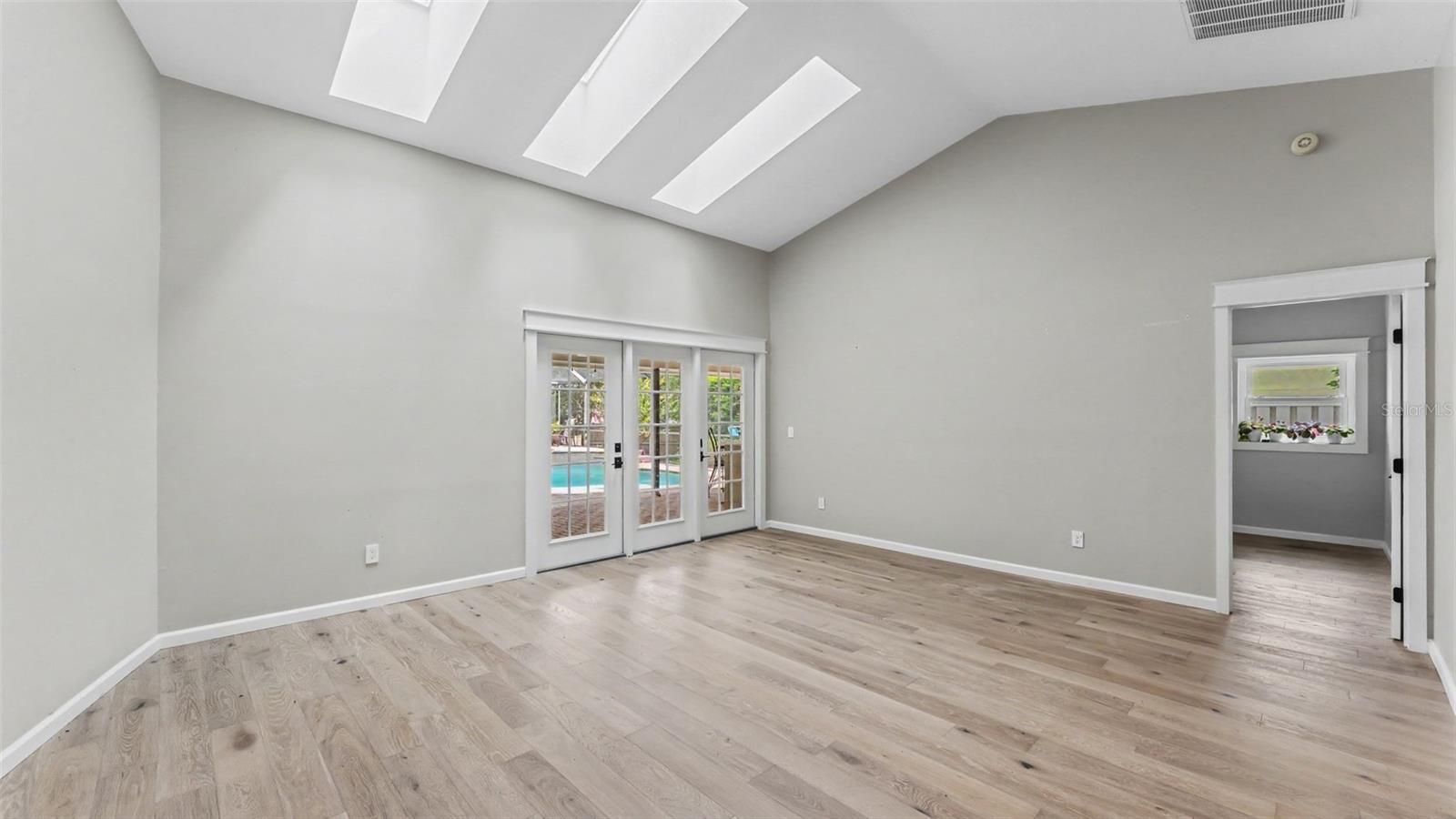 2712 Laurel Oak Dr Property Photo 17