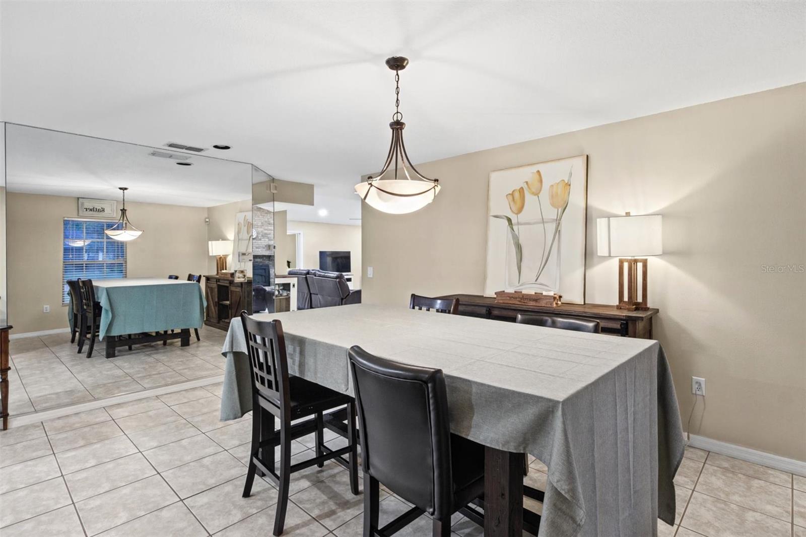 1540 Rosa Ct Property Photo 7