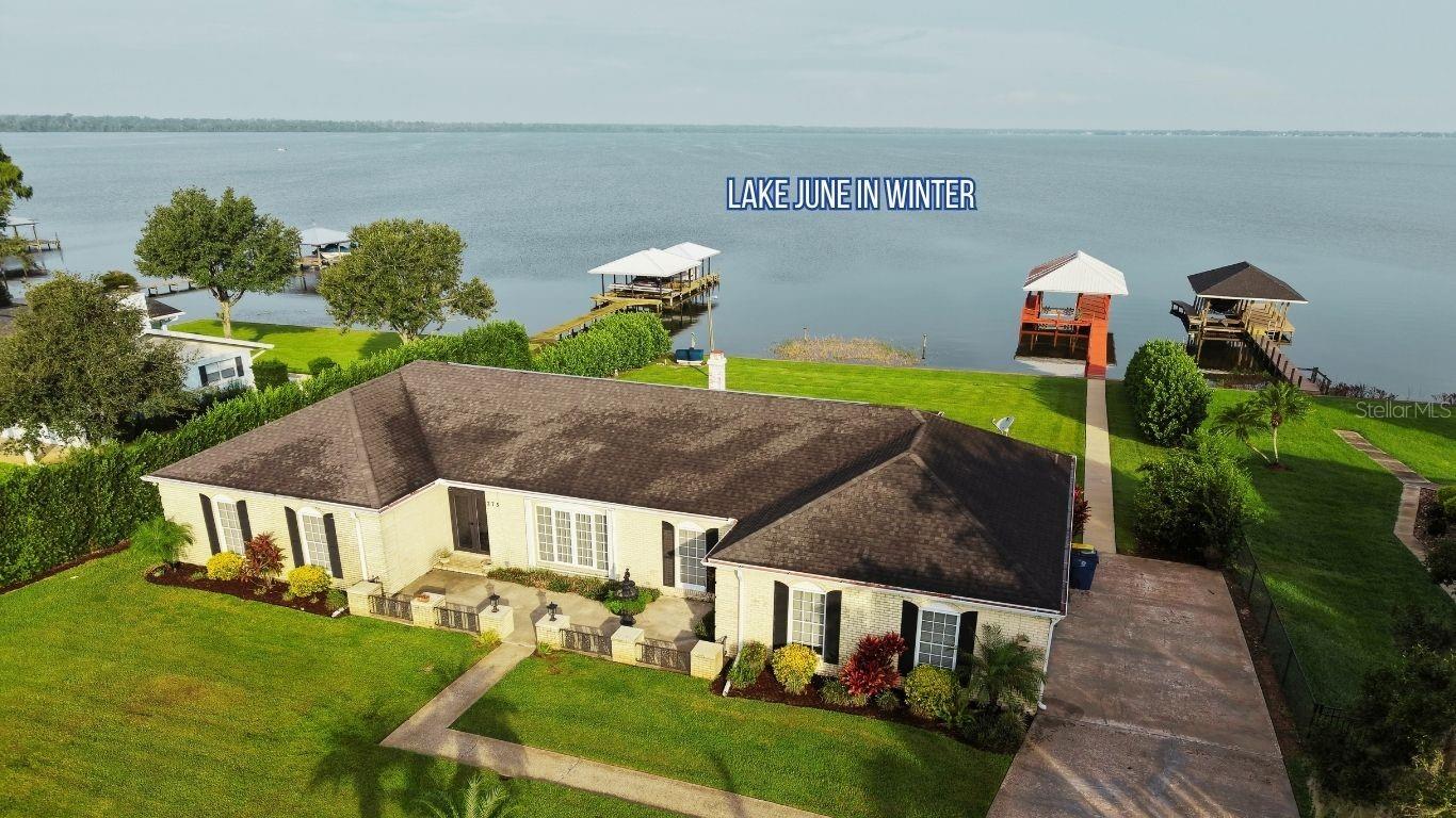 275 Catfish Creek Rd Property Photo 1
