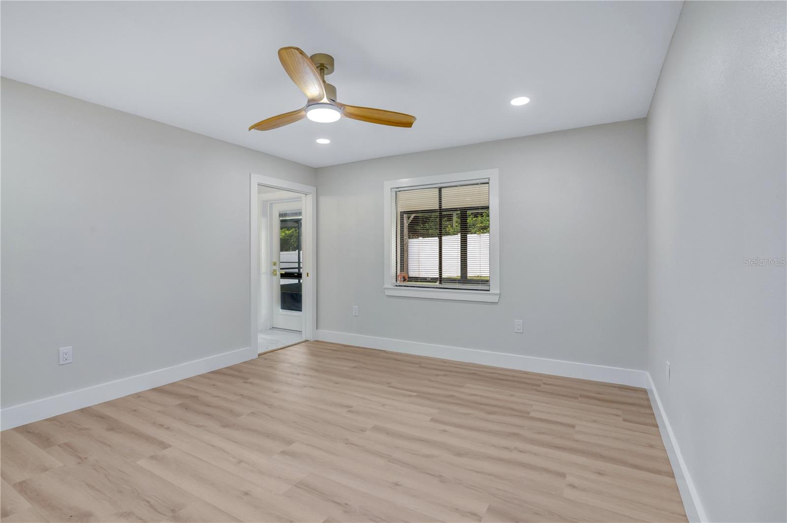 2637 Grace Mnr Property Photo 35