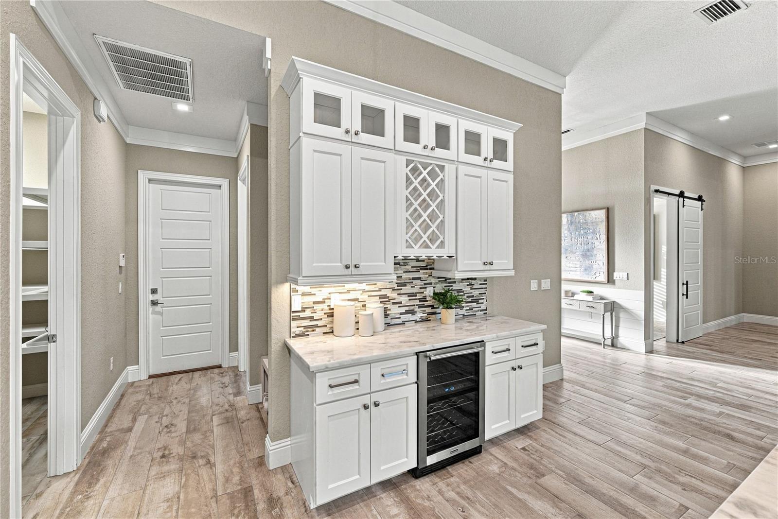 6530 Emerald Woods Ln Property Photo 12