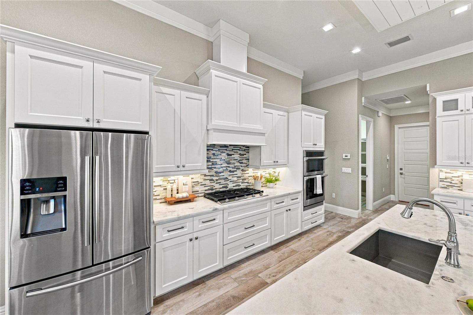6530 Emerald Woods Ln Property Photo 16