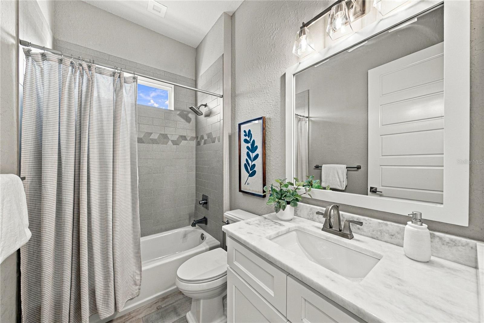 6530 Emerald Woods Ln Property Photo 36