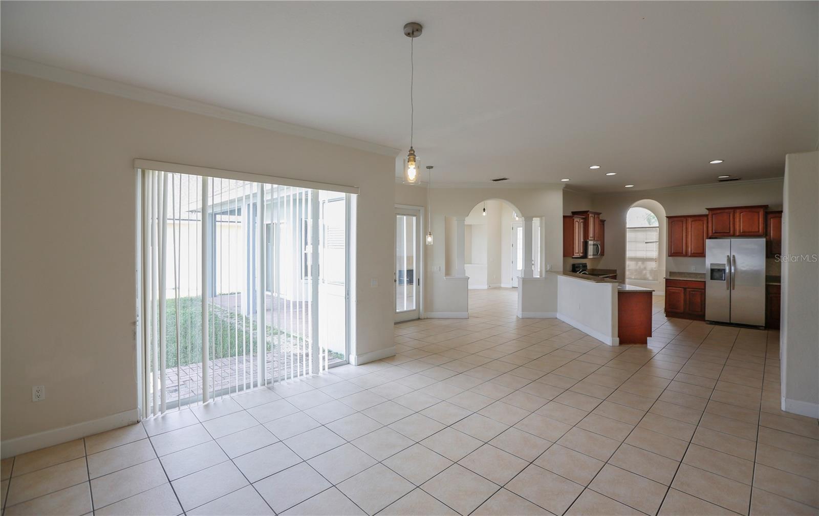 6829 Bushnell Dr Property Photo 6