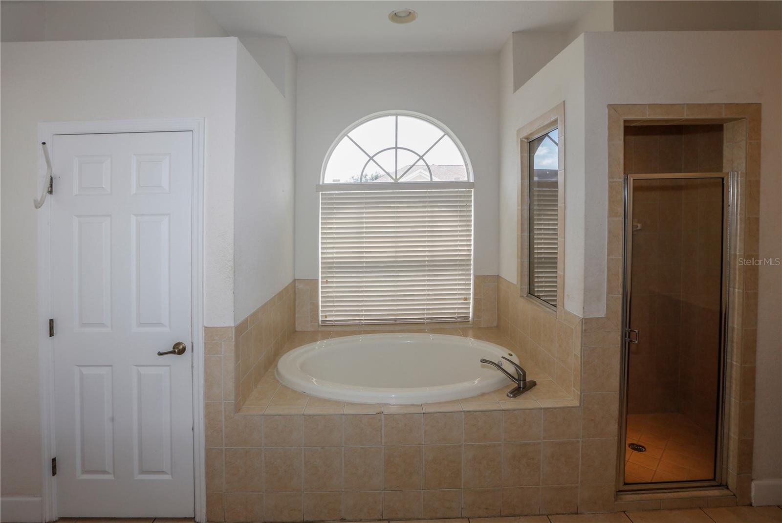 6829 Bushnell Dr Property Photo 14