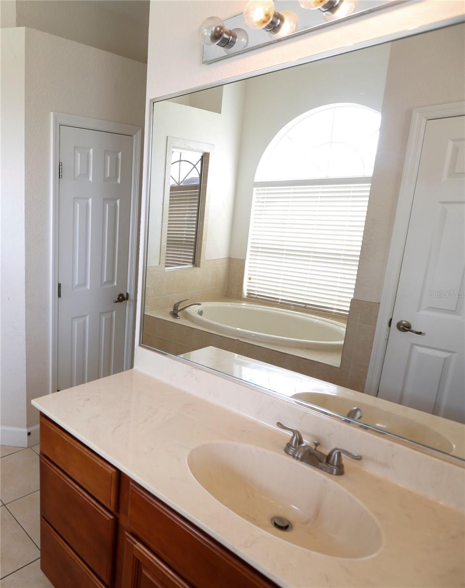 6829 Bushnell Dr Property Photo 15