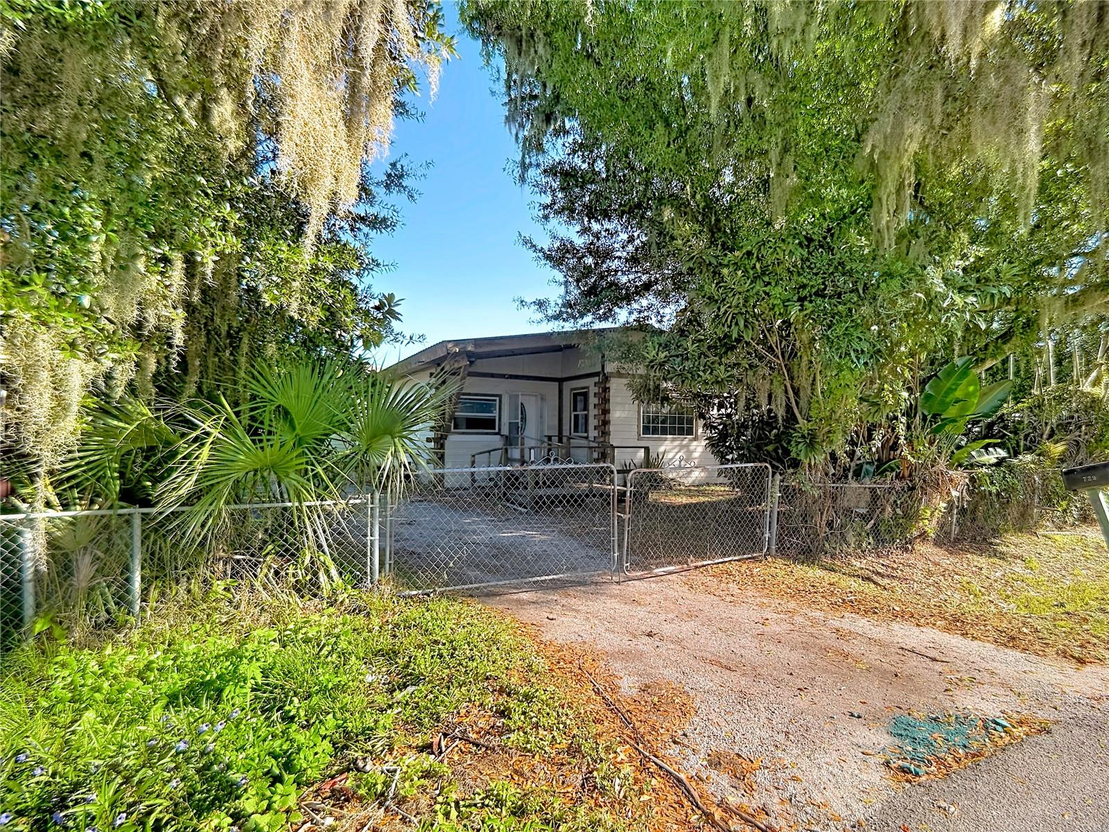 729 Crevasse St Property Photo 1
