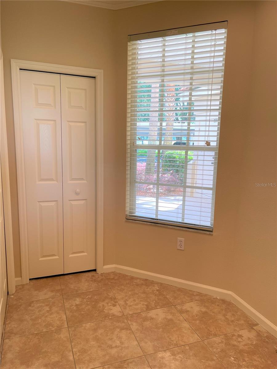 489 Enclave Pl #31 Property Photo 13