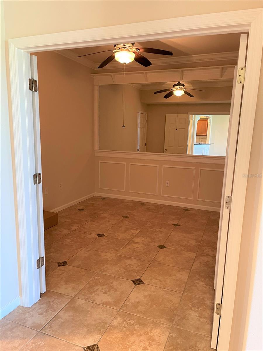 489 Enclave Pl #31 Property Photo 16