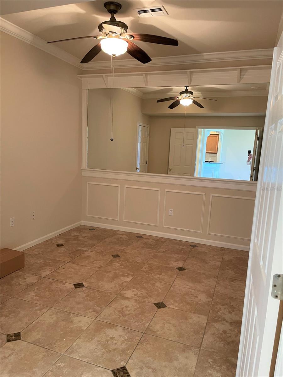 489 Enclave Pl #31 Property Photo 17