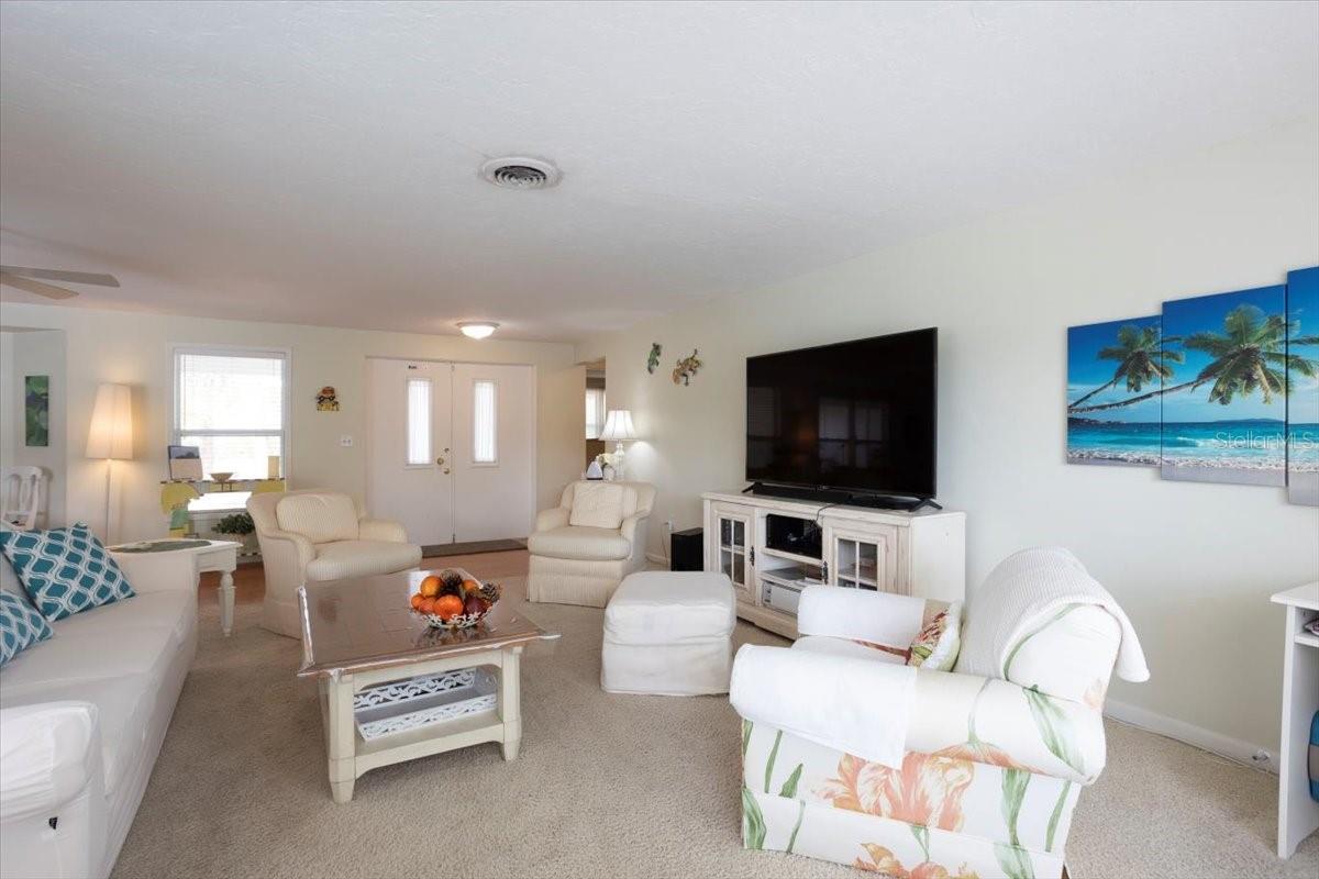 614 Treasure Boat Way Property Photo 10