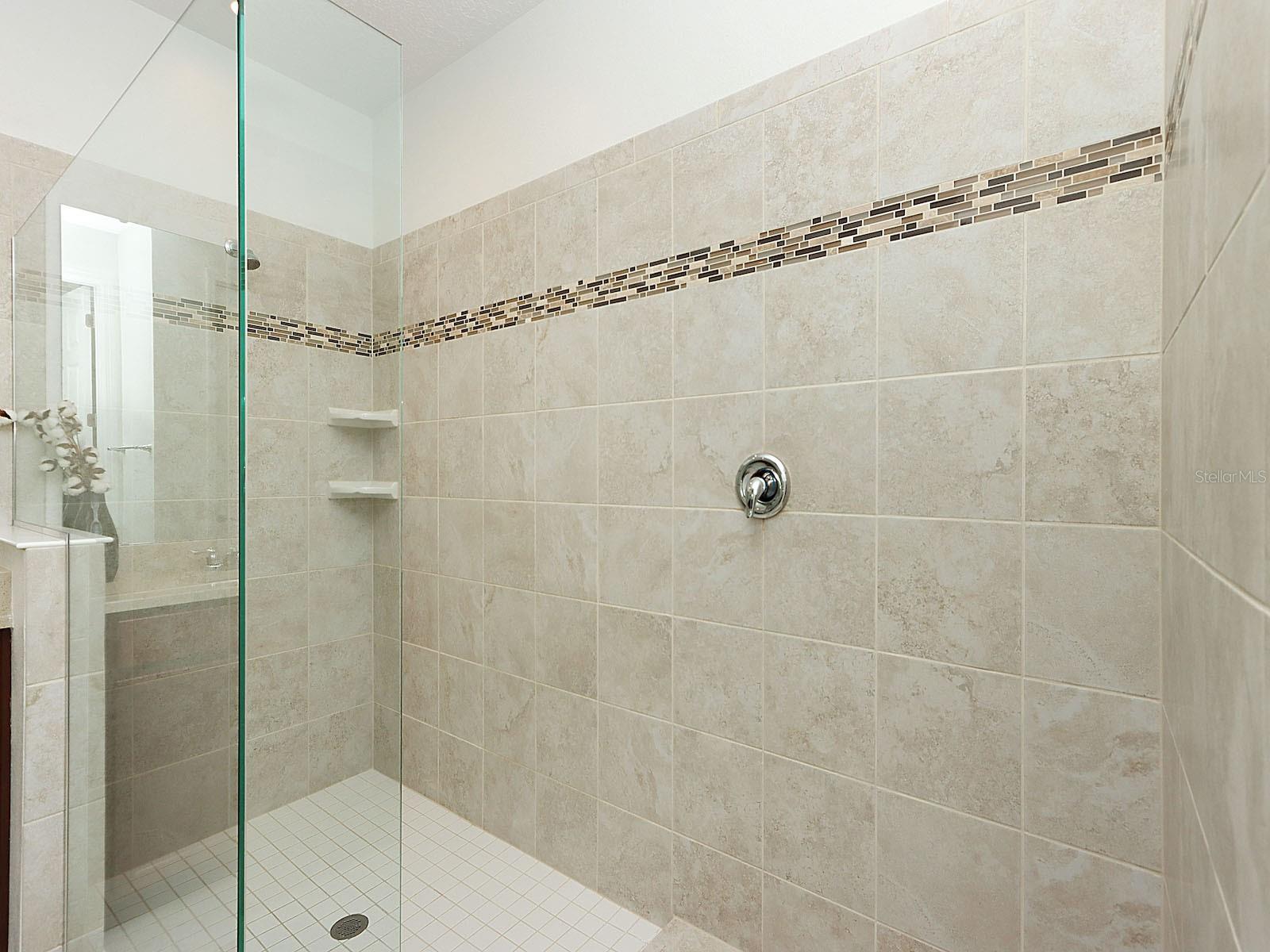 8937 Amelia Downs Trl Property Photo 22