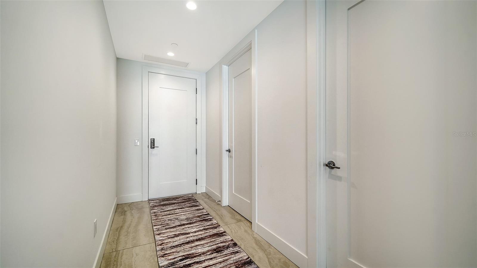 301 Quay Commons Dr #704 Property Photo 3