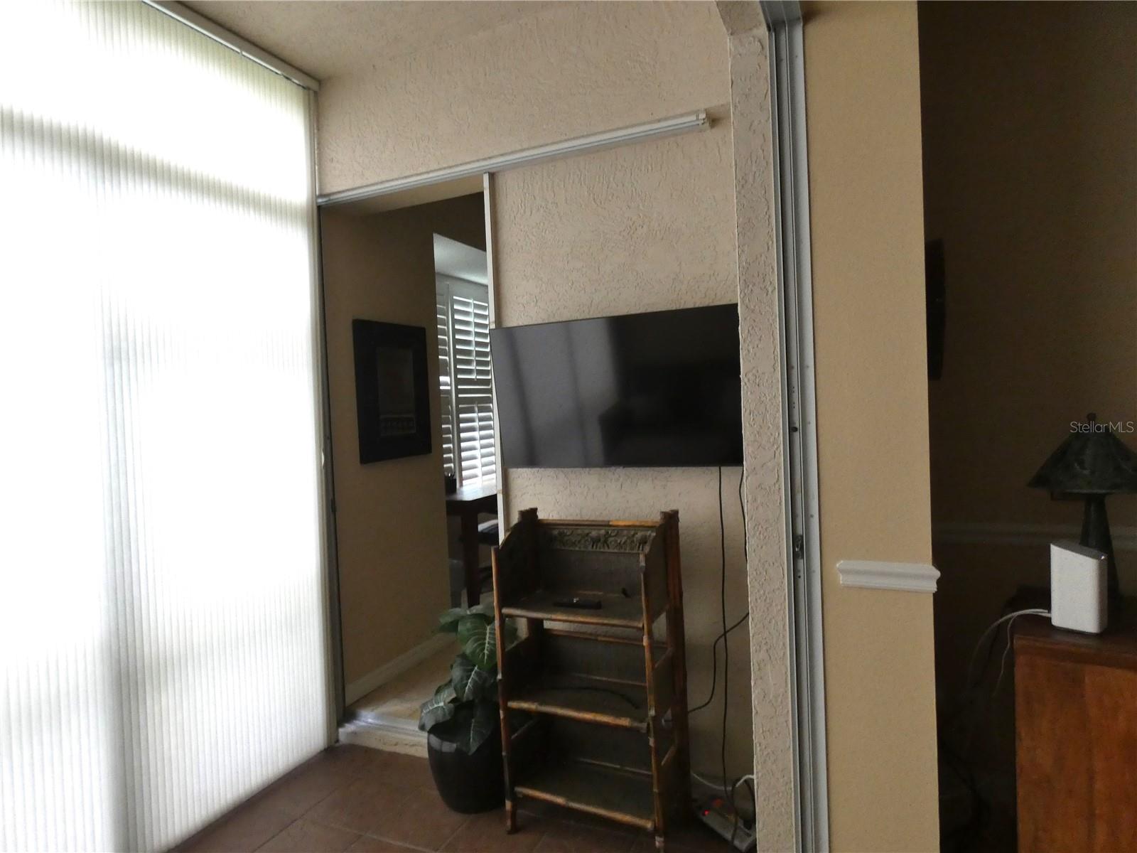 9611 Castle Point Dr #915 Property Photo 22