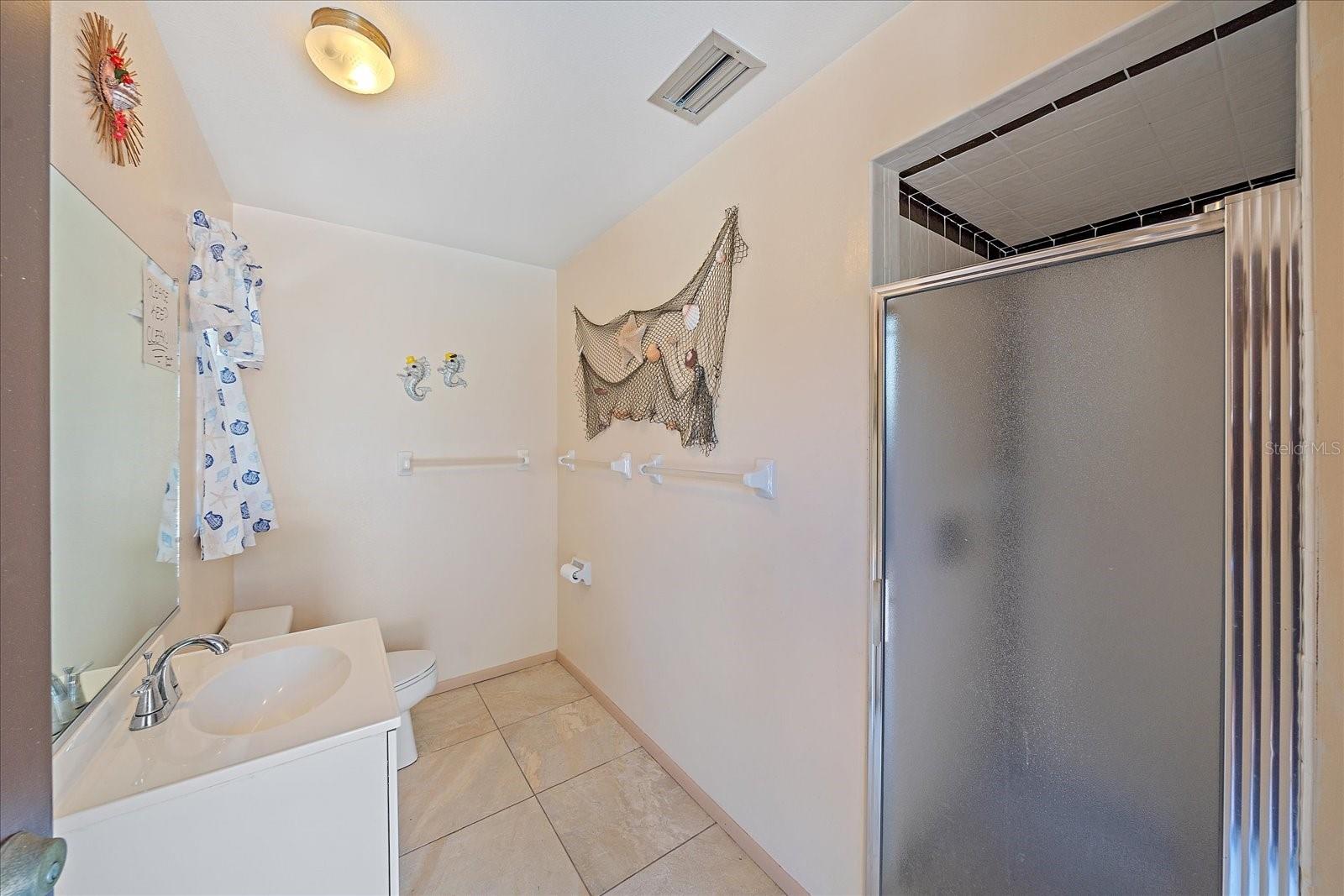 4674 Hidden River Rd Property Photo 37