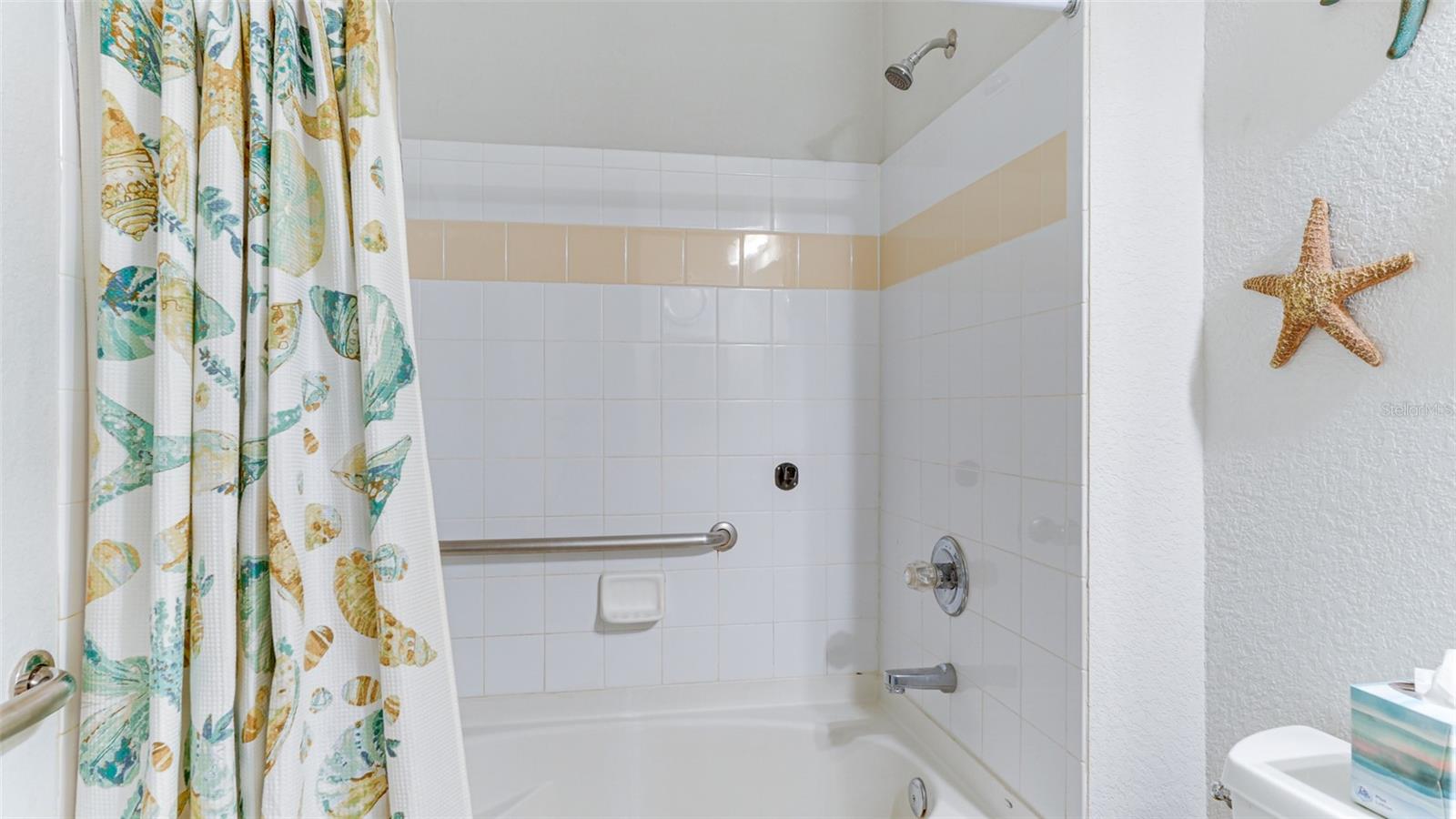 210 3rd St W #8407 Property Photo 25
