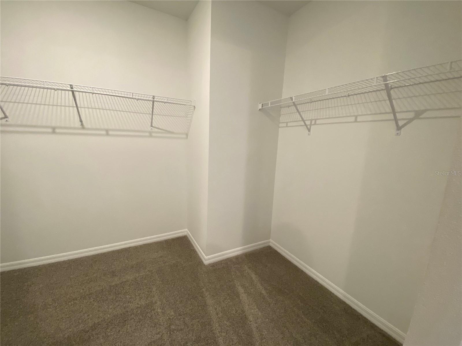 156 Whiteland Bnd Property Photo 11