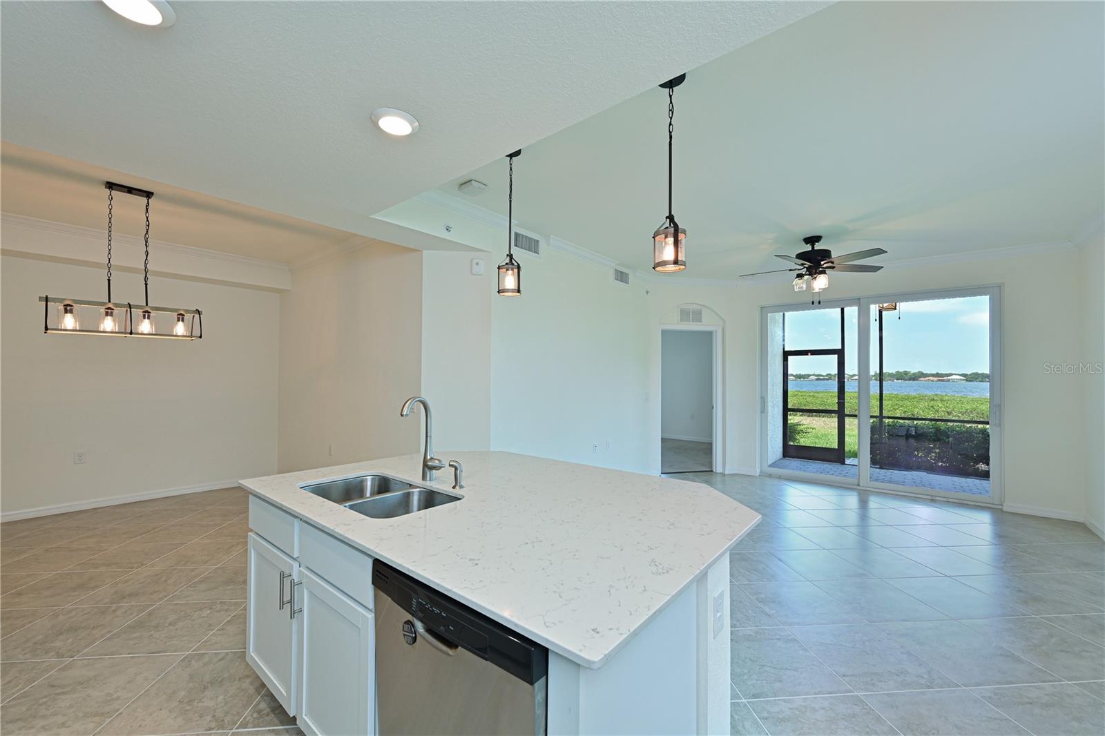 1020 Tidewater Shores Loop #108 Property Photo 5