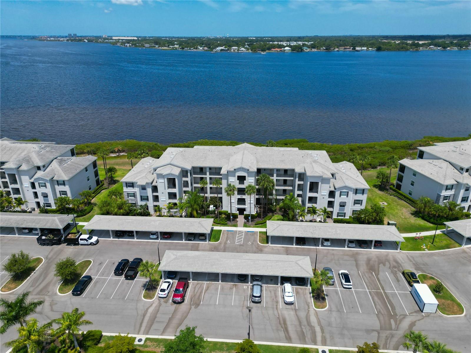 1020 Tidewater Shores Loop #108 Property Photo 29