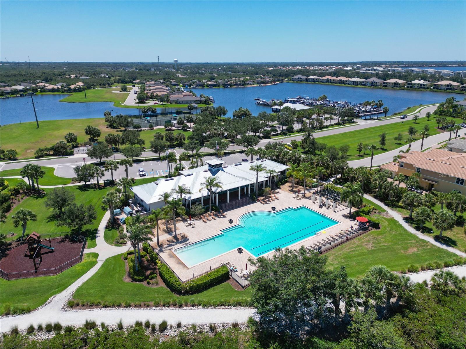 1020 Tidewater Shores Loop #108 Property Photo 36
