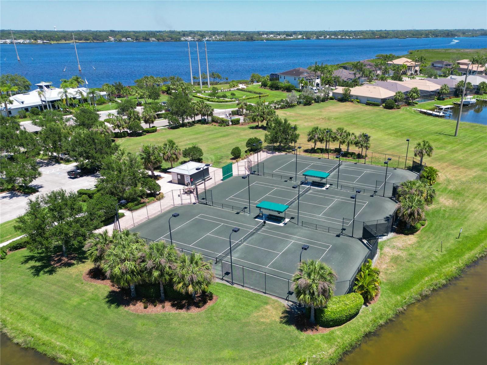 1020 Tidewater Shores Loop #108 Property Photo 48