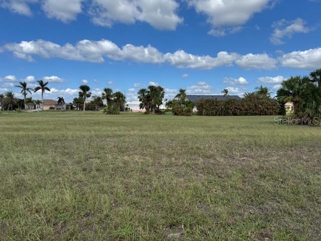 24086 Peppercorn Rd Property Photo 6