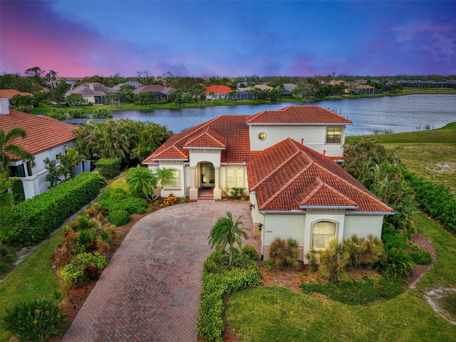 1509 Raphis Royale Blvd Property Photo 1