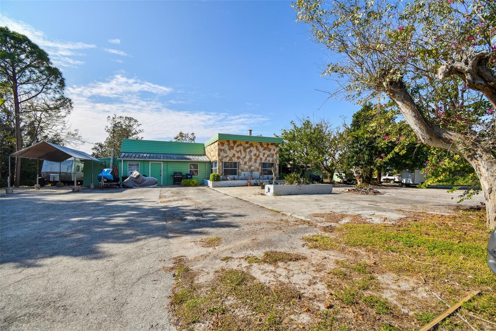4223 Us Highway 19 Property Photo 2