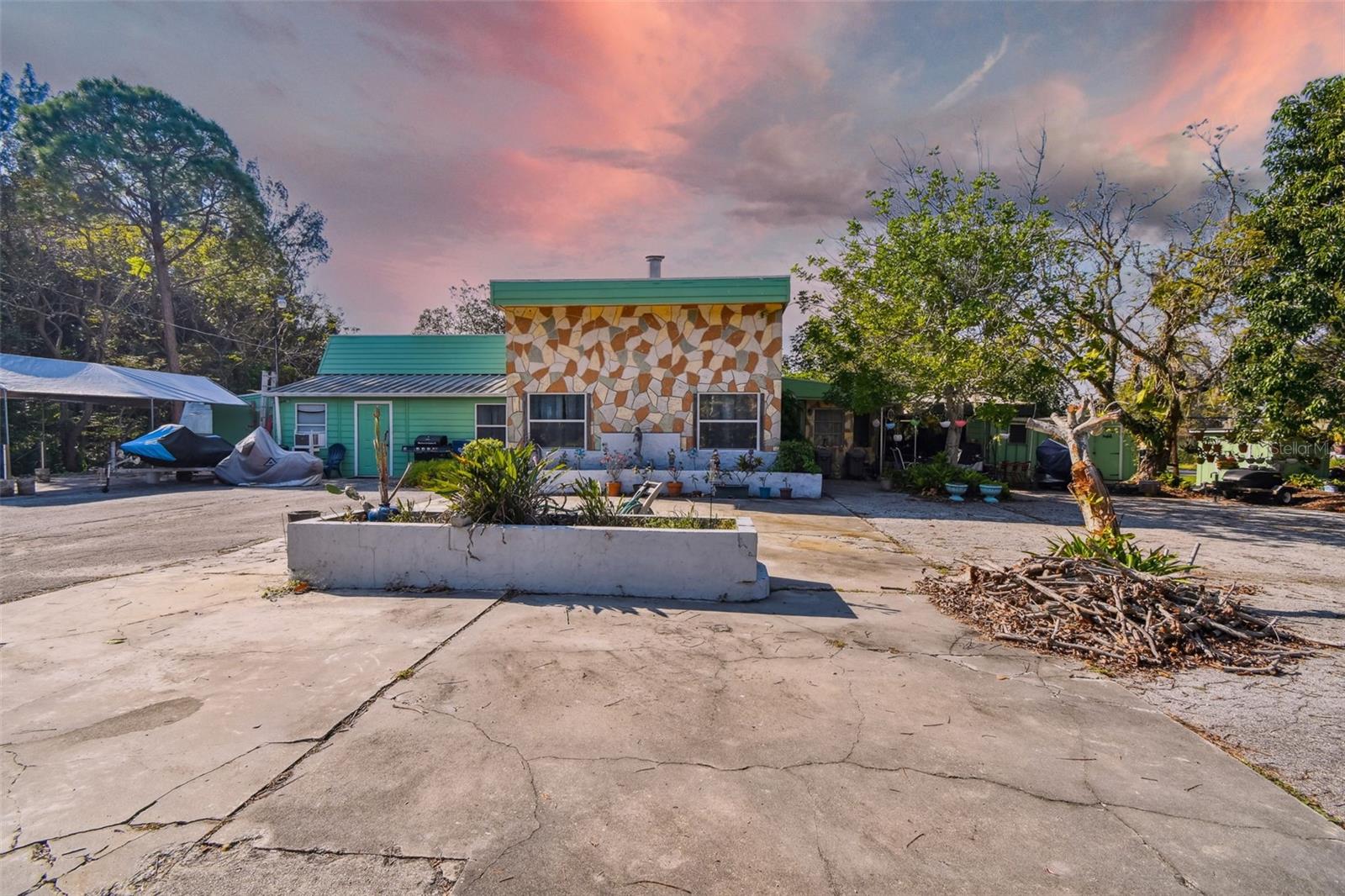 4223 Us Highway 19 Property Photo 6